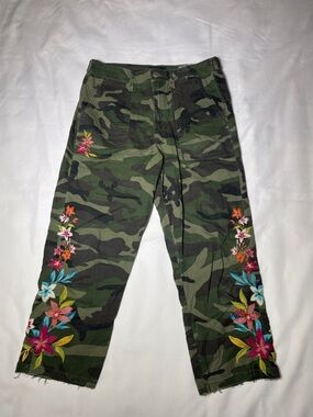 DRIFTWOOD Camouflage Green Cargo Jeans with Multicolor Floral Embroidery